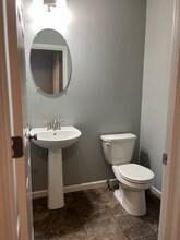 102 Landover Ct in Enola, PA - Building Photo - Building Photo