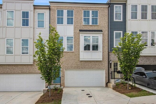 387 Skylar Way SE in Atlanta, GA - Foto de edificio - Building Photo