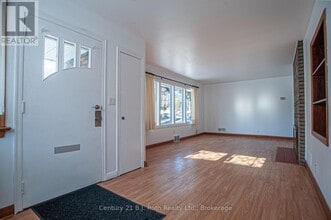 639 Yonge St in Midland, ON - Building Photo - Building Photo