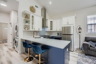 18 Booker St NW in Atlanta, GA - Building Photo - Building Photo