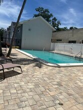 5653 Townhouse Dr in New Port Richey, FL - Foto de edificio - Building Photo