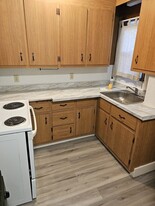 663 Hammond St, Unit 1 Apartamentos