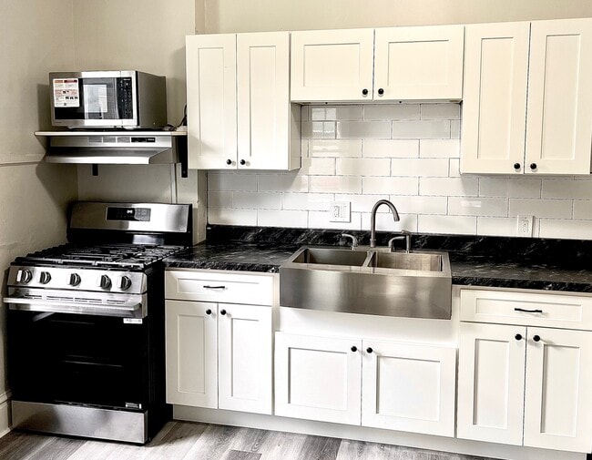 1014 Bucknell Ave, Unit 1014