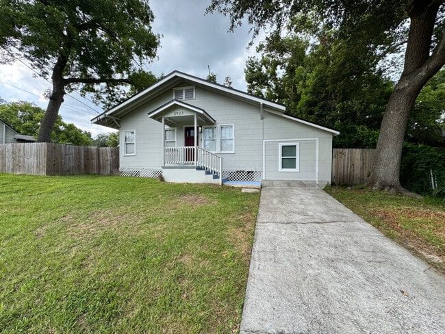 2923 Rosselle St in Jacksonville, FL - Building Photo - Building Photo