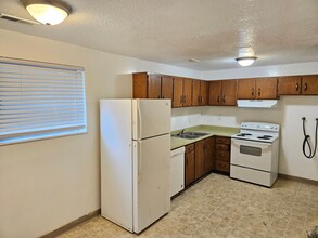 437 E 5600 S in Murray, UT - Building Photo - Building Photo