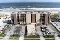 601 1st St S in Jacksonville, FL - Foto de edificio - Building Photo