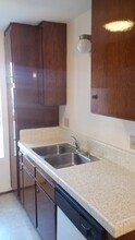5678 Lambda Ln in La Mesa, CA - Foto de edificio - Building Photo
