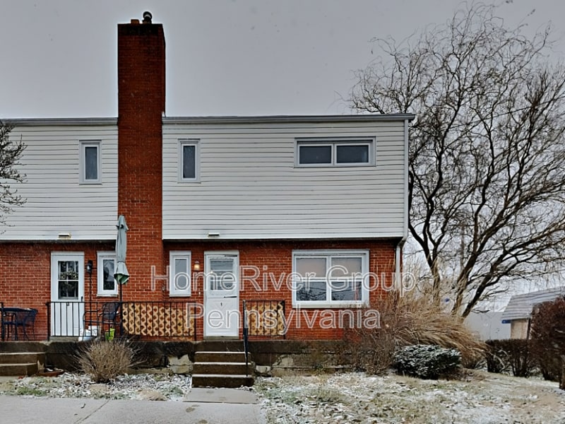 1 Mount Royal Ct in Pittsburgh, PA - Building Photo