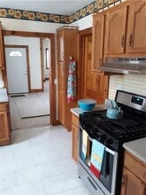 352 S 4th St in Frankfort, IN - Building Photo - Building Photo