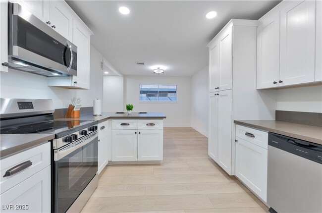 property at 105 Marigold Ln