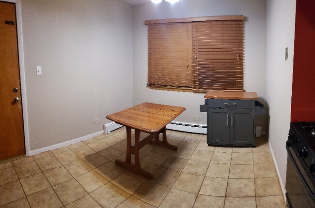 1234 Lindenwood Dr in Matteson, IL - Building Photo - Building Photo