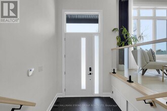 623 Rowanwood Ave in Ottawa, ON - Building Photo - Building Photo