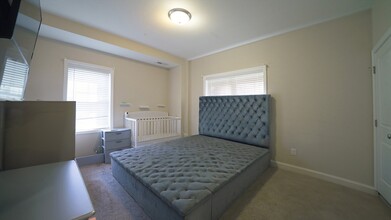 60 Holworthy St in Boston, MA - Building Photo - Building Photo