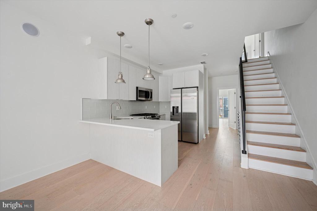 1843 E Huntingdon St in Philadelphia, PA - Building Photo