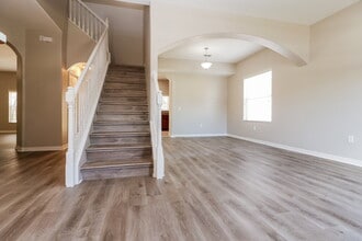 4023 Braemere Dr in Spring Hill, FL - Building Photo - Building Photo