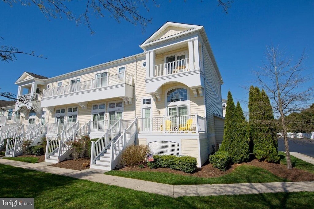 38335 N Mill Ln in Ocean View, DE - Building Photo