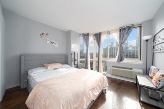 20 2nd St in Jersey City, NJ - Building Photo - Building Photo