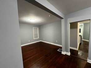 267 Sargeant St in Holyoke, MA - Foto de edificio - Building Photo