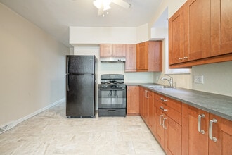 1217 Snyder Ave in Philadelphia, PA - Building Photo - Building Photo