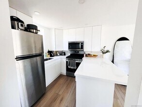 4055 Jewell St in San Diego, CA - Foto de edificio - Building Photo