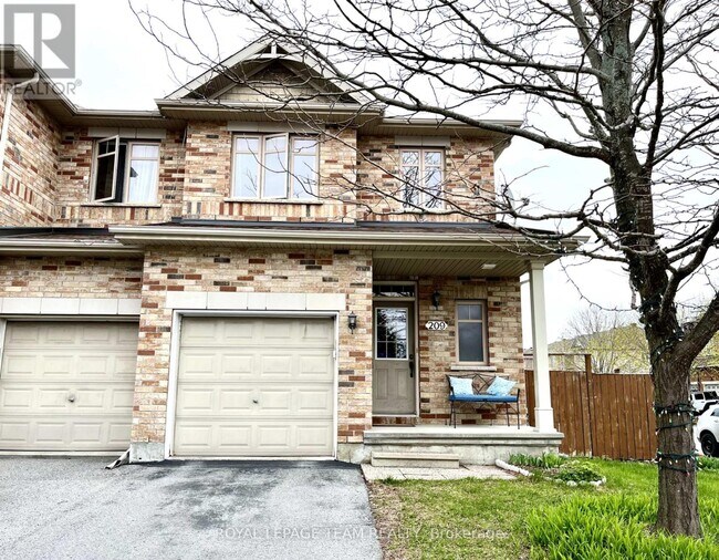 209 Hornchurch Ln