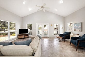 4618 Windstarr Dr in Destin, FL - Building Photo - Building Photo