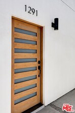 1291 Sycamore Ave in Los Angeles, CA - Building Photo - Building Photo