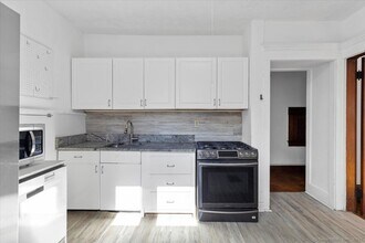 590 Whitney Ave in New Haven, CT - Building Photo - Building Photo
