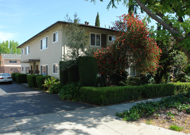 647 Homestead Rd in Sunnyvale, CA - Building Photo - Building Photo