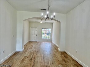 3255 Tamara Dr in Naples, FL - Building Photo - Building Photo