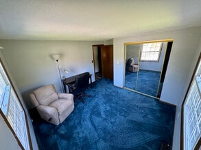 20 Hazlett Ln in Washington, PA - Foto de edificio - Building Photo