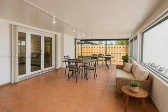 14795 SW 97th Ter in Miami, FL - Building Photo - Building Photo