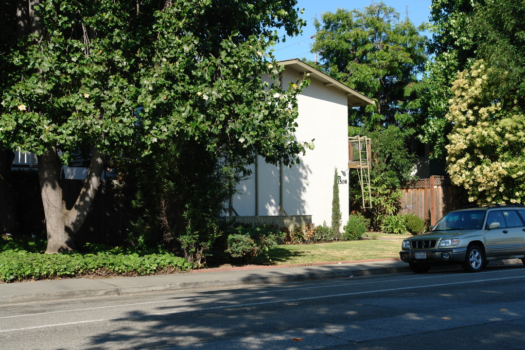 1508 South Claremont in San Mateo, CA - Building Photo