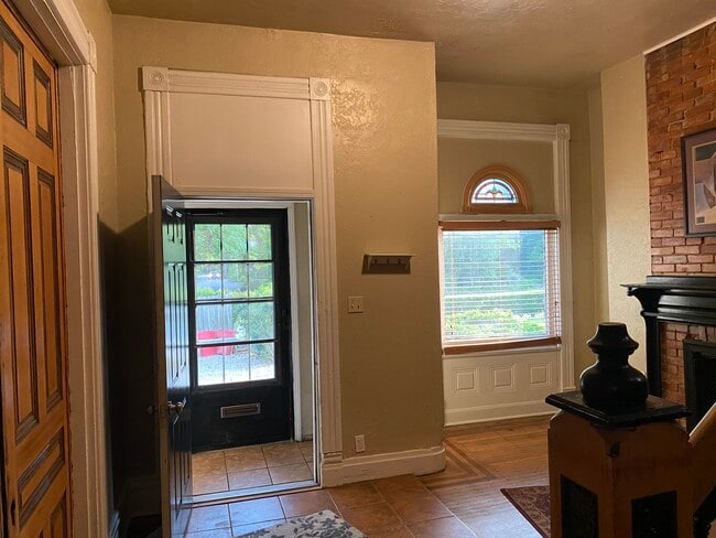 property at 7131 Penn Ave