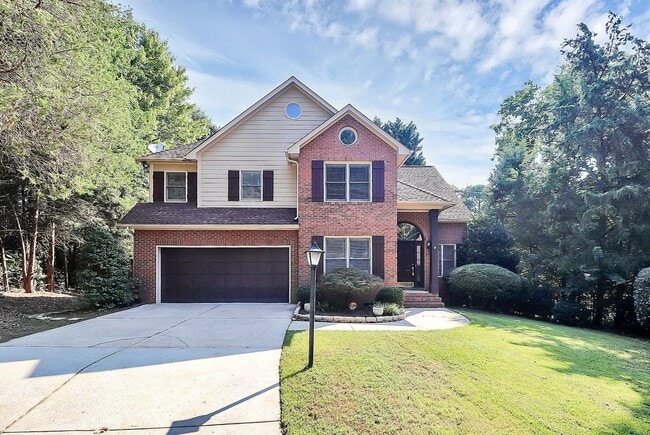 property at 500 River Oaks Ln