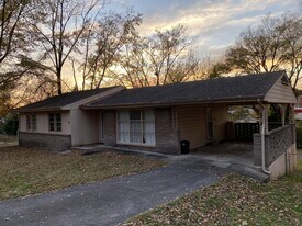 411 Brown Ave NW in Cleveland, TN - Building Photo