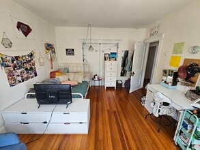 166 Kelton St, Unit 3 in Boston, MA - Building Photo - Building Photo