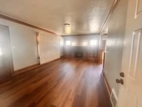 10108 Park Heights Ave in Garfield Heights, OH - Building Photo - Building Photo