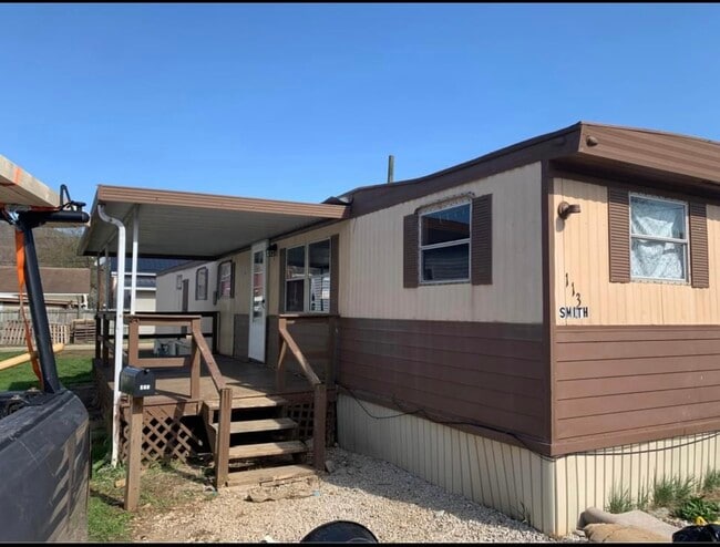 property at 113 N 5th Ave