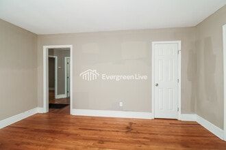 1525 Abbott Rd in Cayce, SC - Building Photo - Building Photo