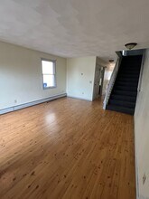 17 Public St in East Providence, RI - Foto de edificio - Building Photo