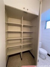 1404 Kewalo St in Honolulu, HI - Foto de edificio - Building Photo