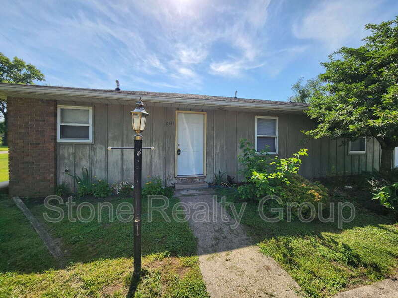 2333 Wallace Ave in Terre Haute, IN - Building Photo