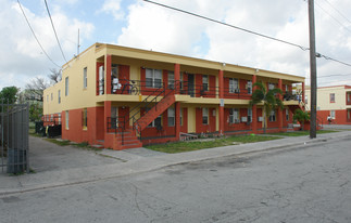 1541 NW 1st Pl Apartamentos