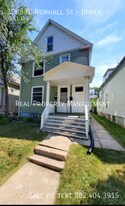 3208 N Newhall St in Milwaukee, WI - Building Photo