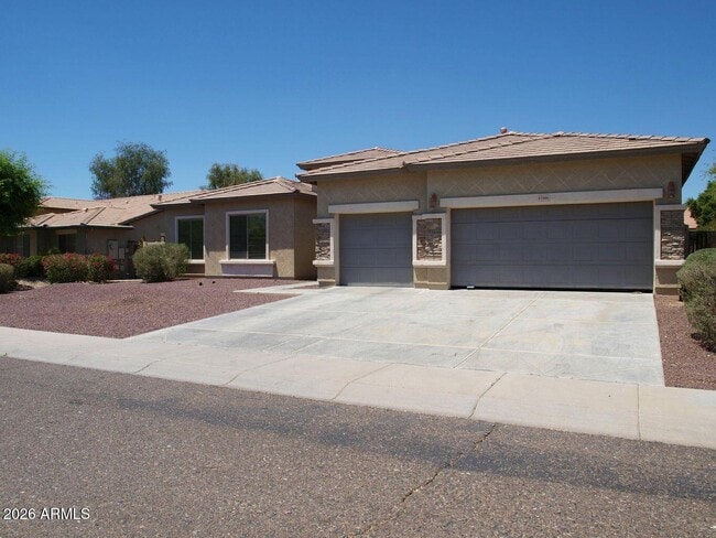17998 W Banff Ln in Surprise, AZ - Building Photo - Building Photo