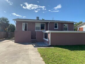 485 Golf Blvd in Daytona Beach, FL - Building Photo - Building Photo