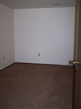 1097 North Ave, Unit 1 bedroom in Millvale, PA - Building Photo - Building Photo