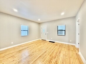 425 S Jackson St in Janesville, WI - Building Photo - Building Photo