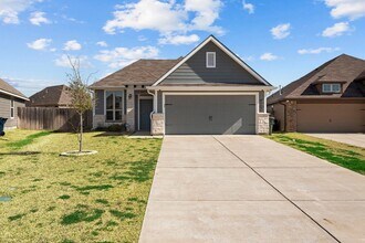 2079 Positano Loop, Unit 03-223 in Bryan, TX - Building Photo - Building Photo